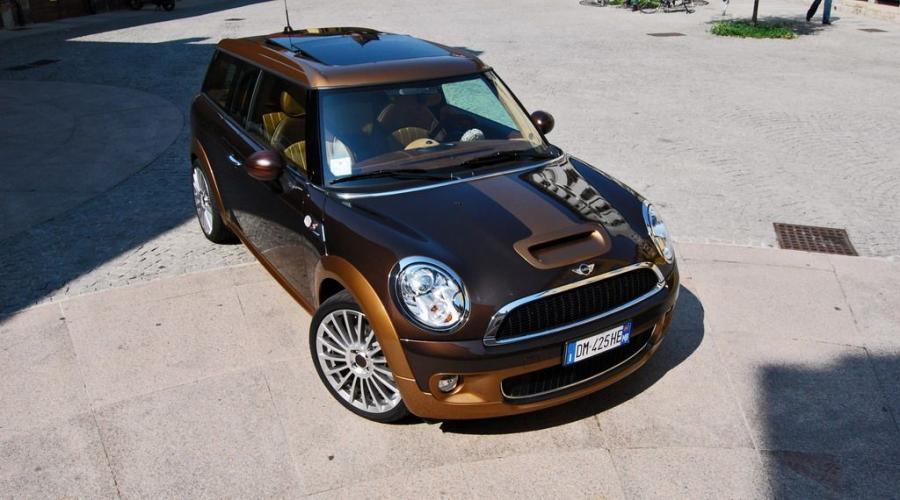  Mini Cooper Clubman Chateau 2009 года  (фото 16 из 16)